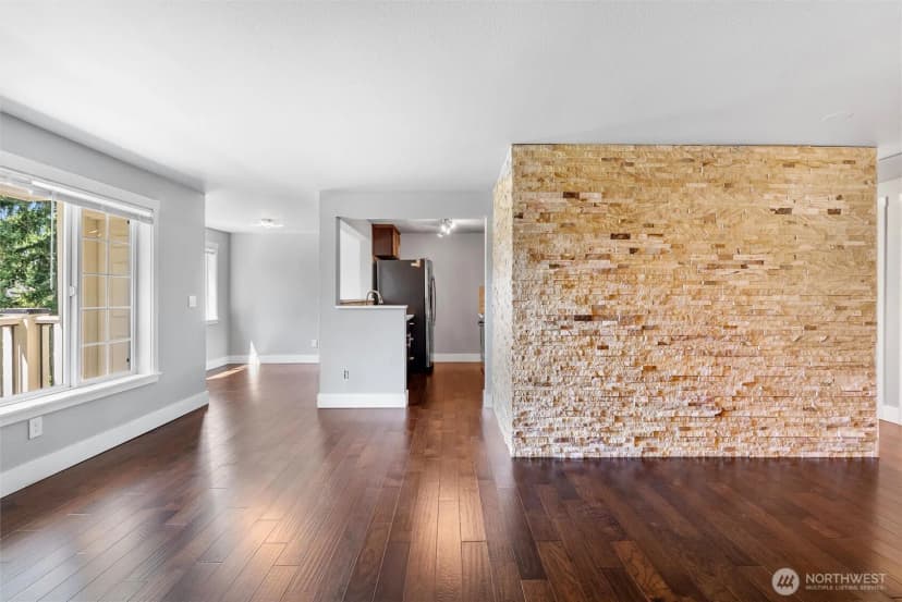 Property photo for 12404 E Gibson Road #m202, Everett photo 11