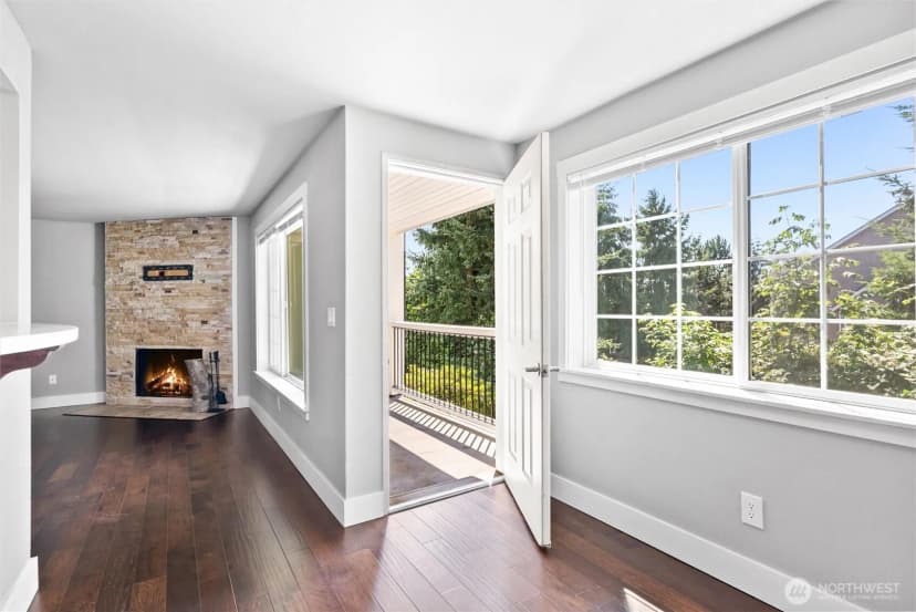 Property photo for 12404 E Gibson Road #m202, Everett photo 14