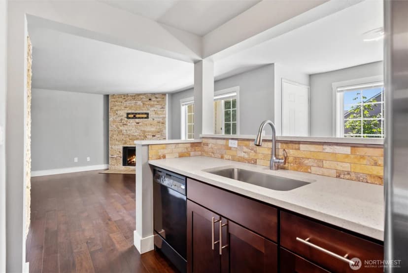 Property photo for 12404 E Gibson Road #m202, Everett photo 13