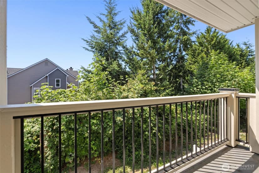Property photo for 12404 E Gibson Road #m202, Everett photo 27