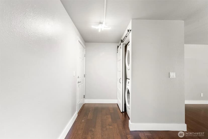 Property photo for 12404 E Gibson Road #m202, Everett photo 6