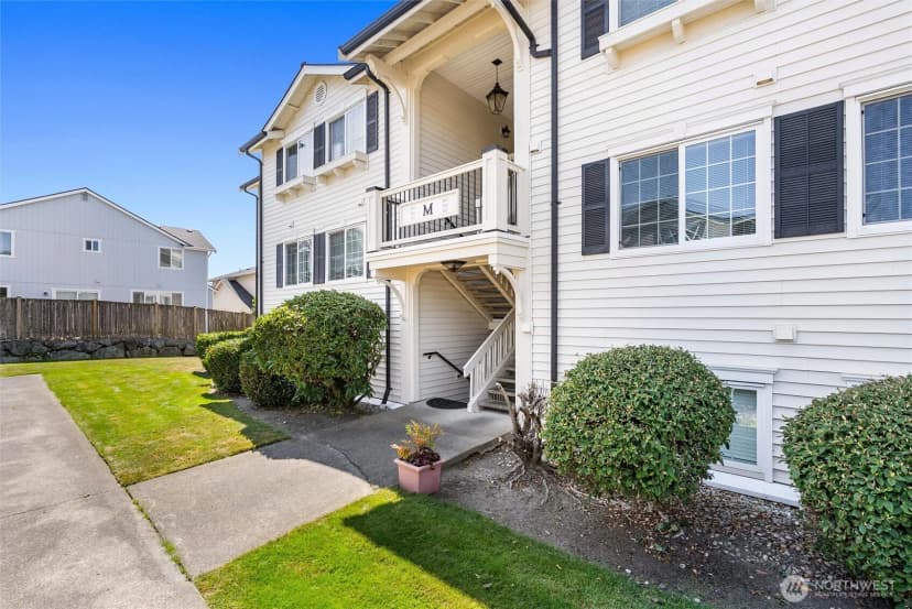 Property photo for 12404 E Gibson Road #m202, Everett