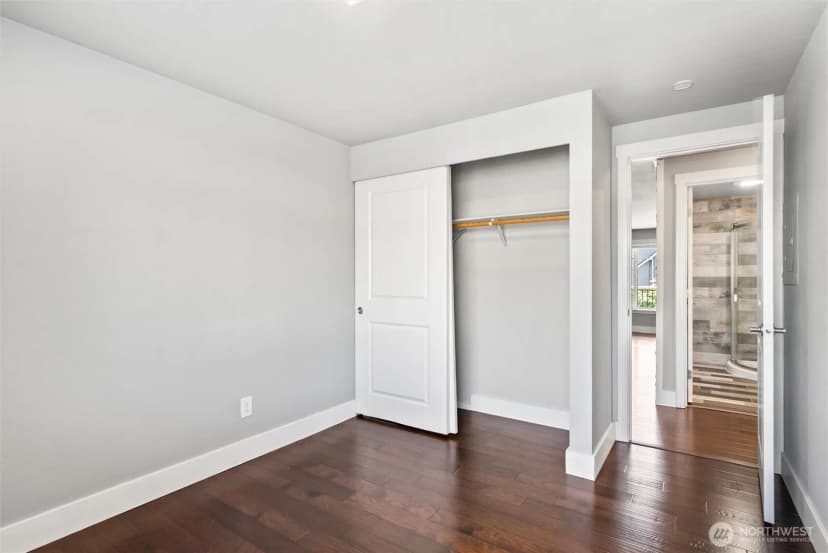 Property photo for 12404 E Gibson Road #m202, Everett photo 20
