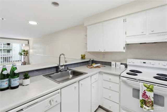 Property photo for 25005 98th Place S #c203, Kent photo 5