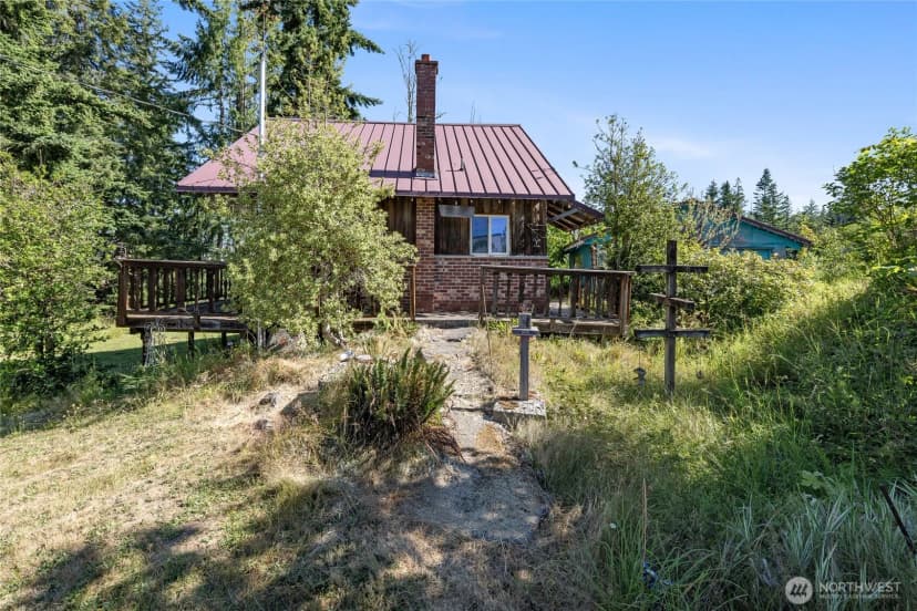 Property photo for 110 Alder Street E, Eatonville photo 30