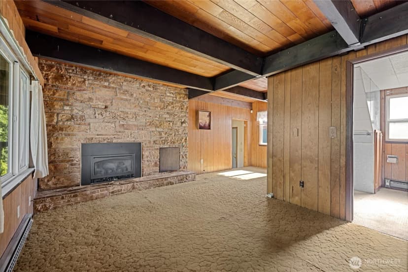Property photo for 110 Alder Street E, Eatonville photo 11