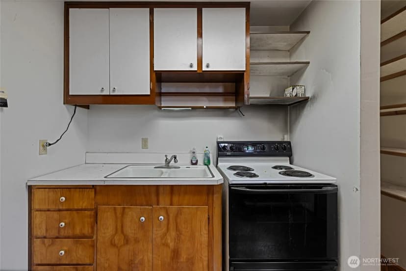 Property photo for 110 Alder Street E, Eatonville photo 15