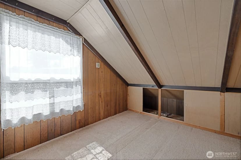 Property photo for 110 Alder Street E, Eatonville photo 23