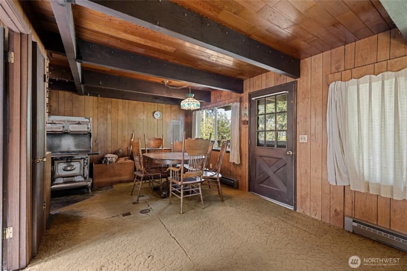 Property photo for 110 Alder Street E, Eatonville photo 10