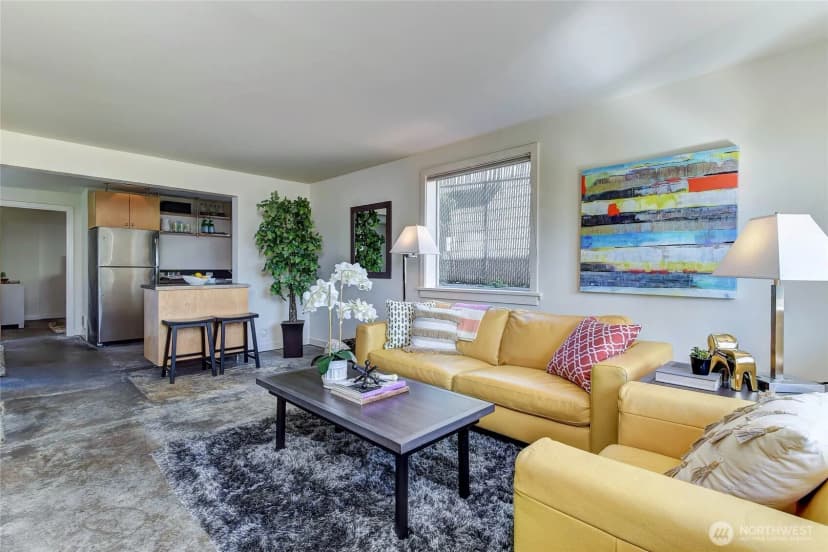 Property photo for 1822 S King Street #a-d, Seattle photo 7