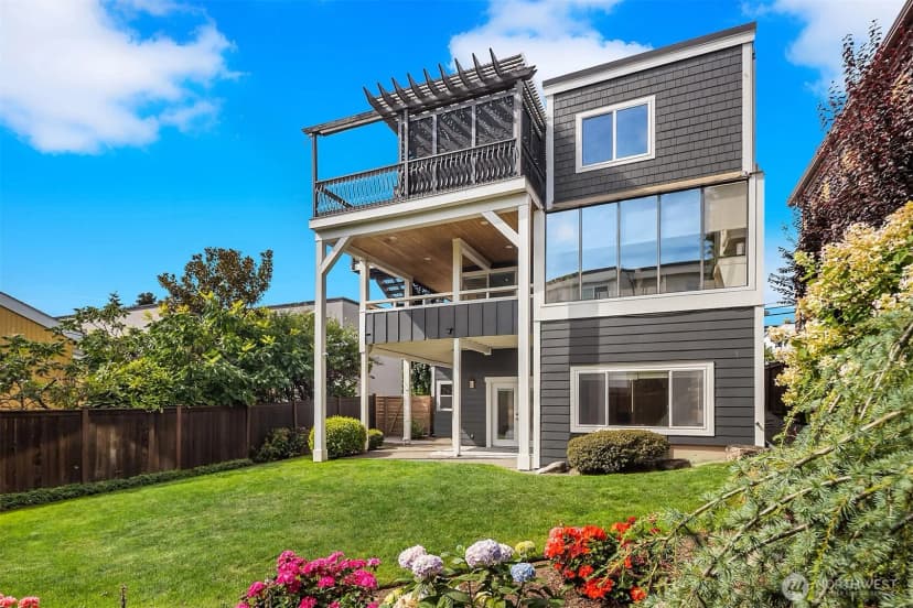 Property photo for 10117 Ne 64th Street, Kirkland photo 31