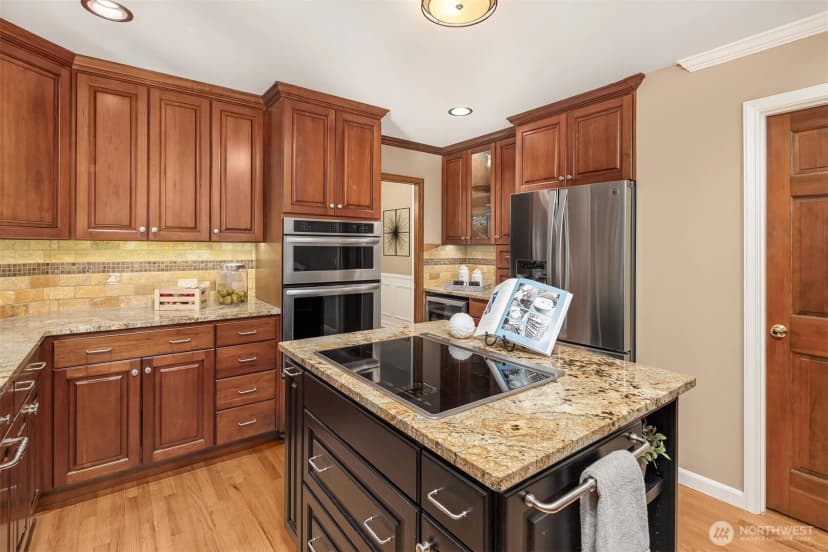 Property photo for 2521 227th Place Ne, Sammamish photo 17