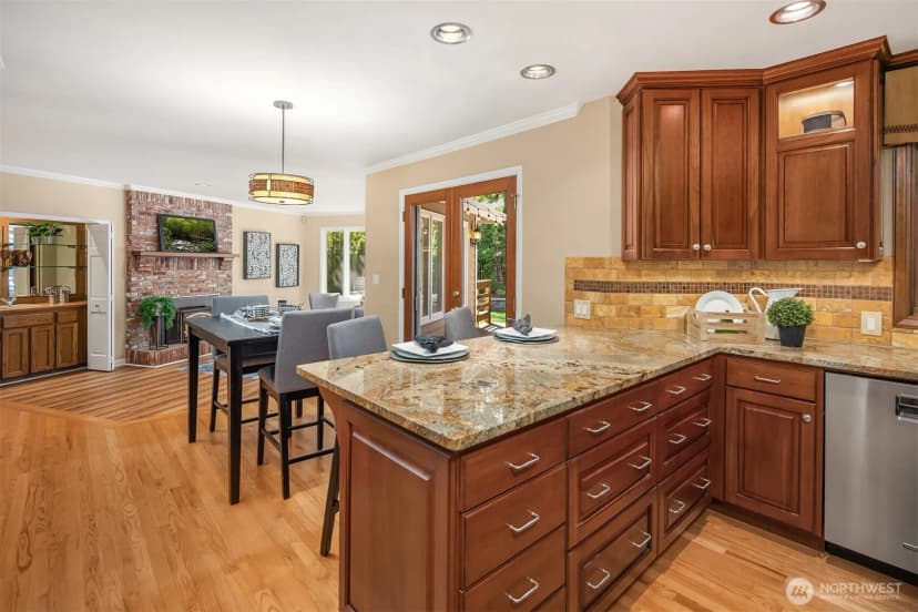 Property photo for 2521 227th Place Ne, Sammamish photo 18