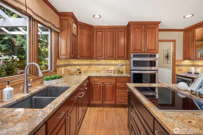 Property photo for 2521 227th Place Ne, Sammamish photo 16