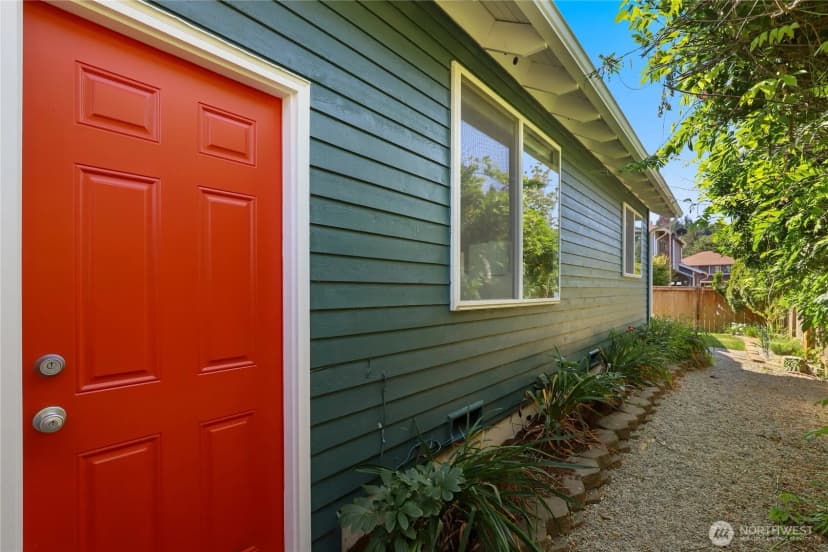 Property photo for 1407 289th Place, Federal Way photo 34
