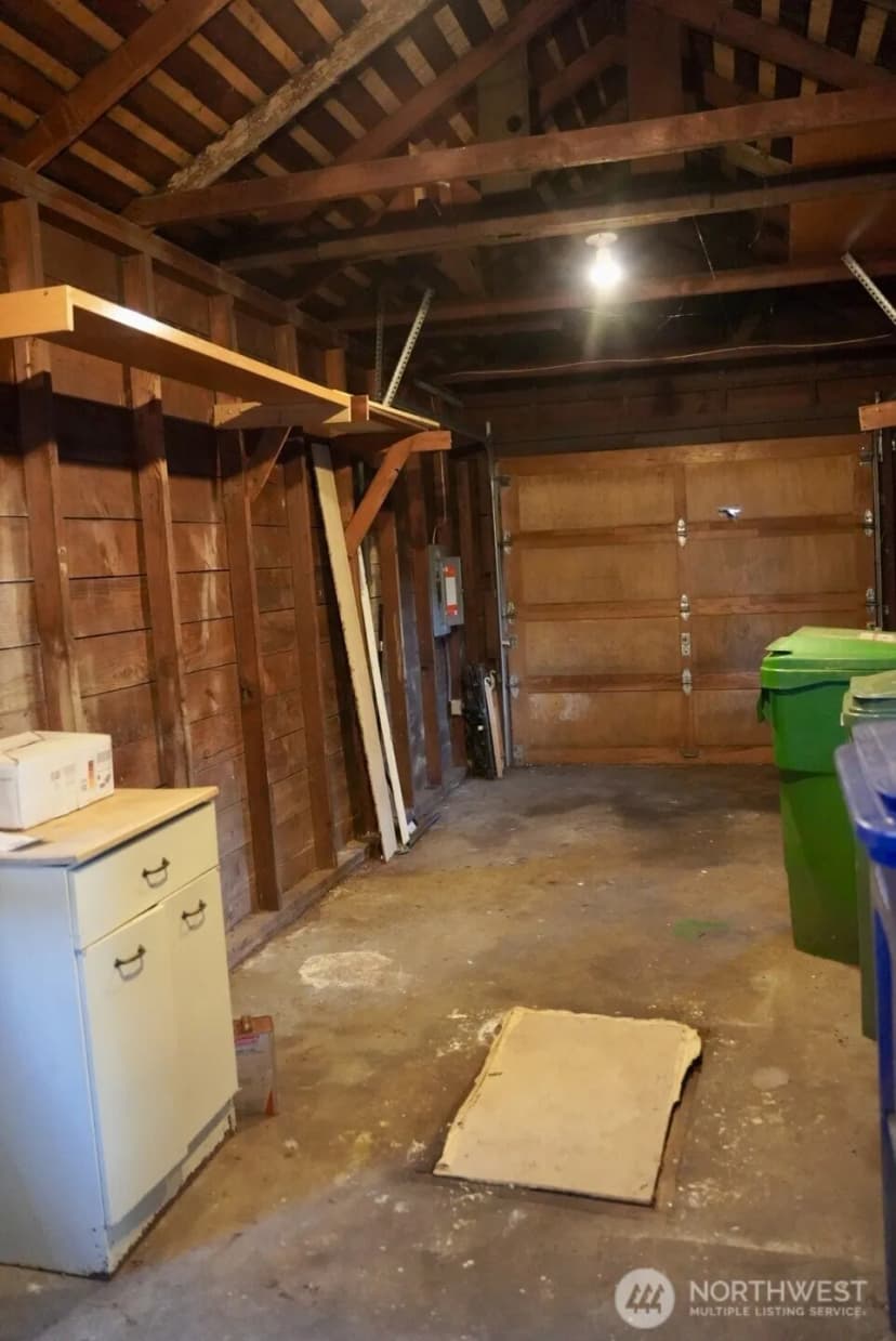 Property photo for 14040 Ashworth Avenue N, Seattle photo 8