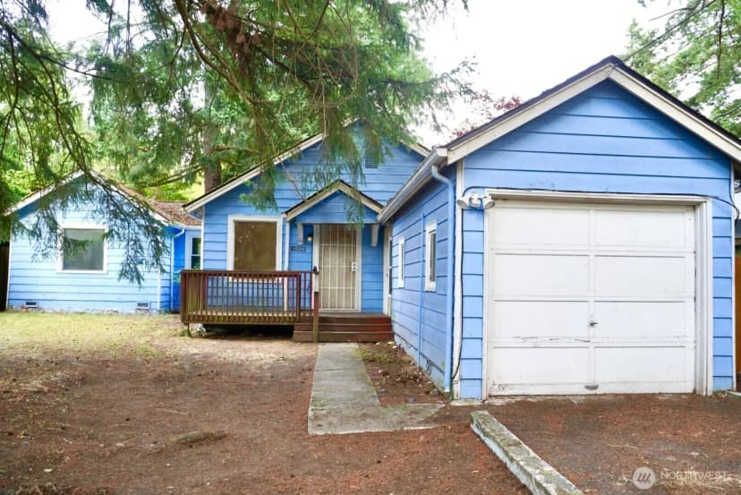 Property photo for 14040 Ashworth Avenue N, Seattle