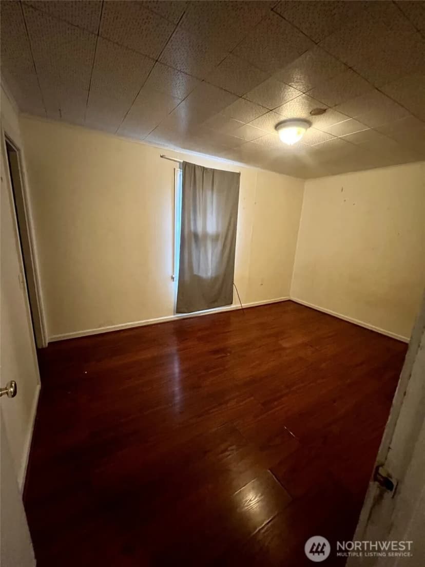 Property photo for 14040 Ashworth Avenue N, Seattle photo 11