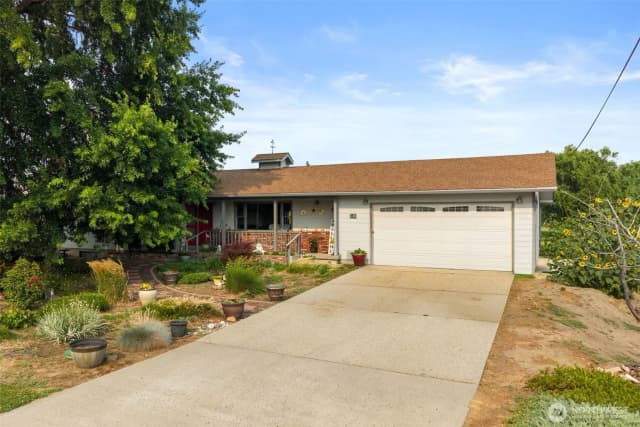 Property photo for 113 N Nile Avenue, East Wenatchee photo 2