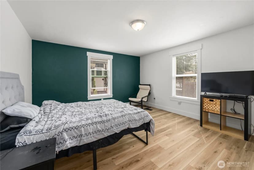 Property photo for 7815 W. Tapps Hwy E, Bonney Lake photo 16