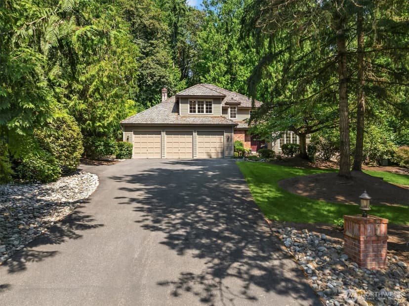 Property photo for 13016 207th Avenue Se, Issaquah