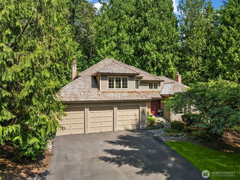 Property photo for 13016 207th Avenue Se, Issaquah photo 33