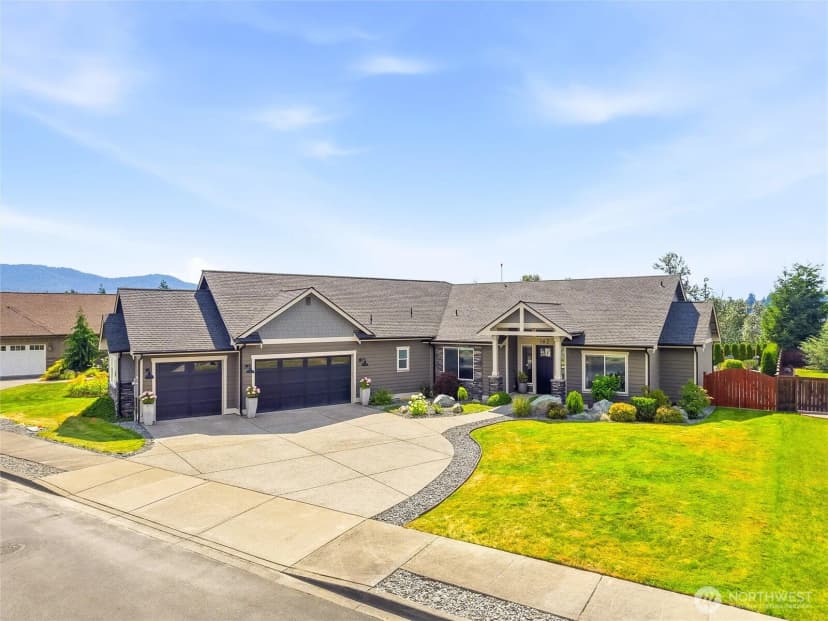Property photo for 162 Mountain Crest Lane, Eatonville