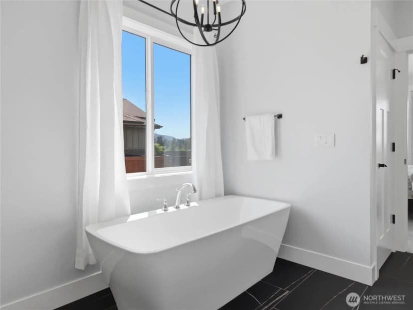 Property photo for 162 Mountain Crest Lane, Eatonville photo 23