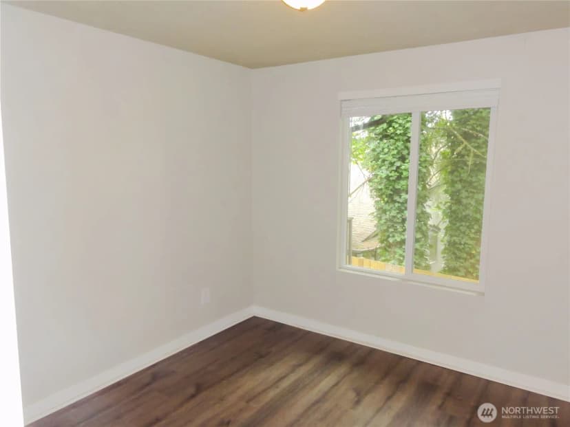 Property photo for 21627 Se 271st Street, Maple Valley photo 11