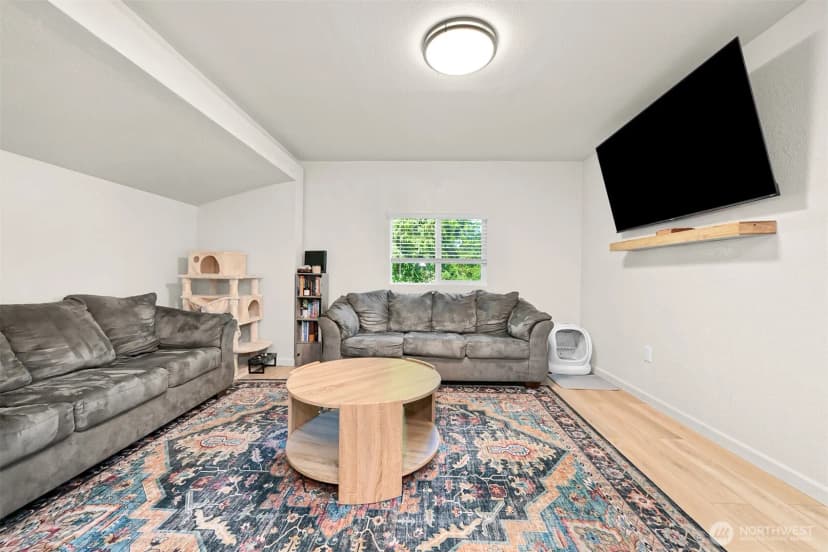 Property photo for 4621 East Street #2, Blaine photo 9