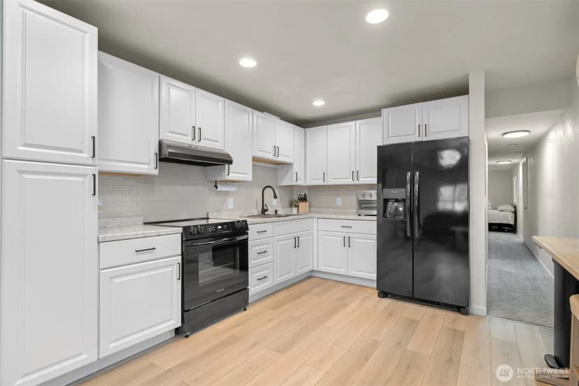 Property photo for 4621 East Street #2, Blaine photo 13