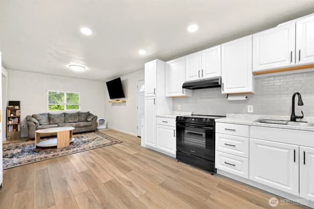 Property photo for 4621 East Street #2, Blaine