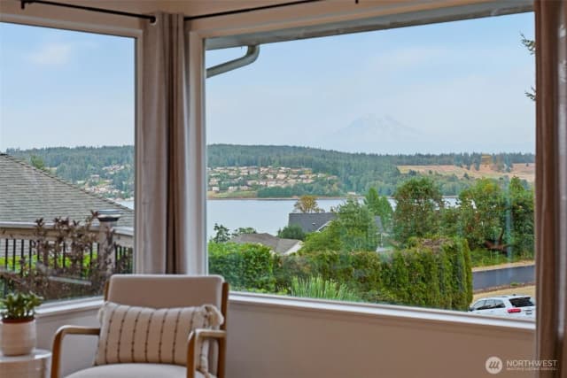 Property photo for 1263 Pilchuck Drive, Fox Island