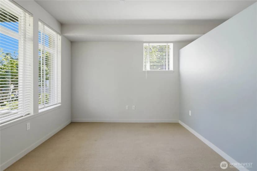 Property photo for 15100 6th Avenue Sw #310, Burien photo 7
