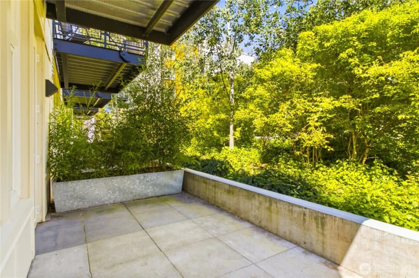 Property photo for 15100 6th Avenue Sw #310, Burien photo 18