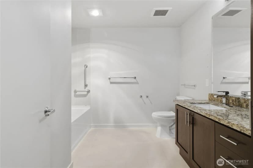 Property photo for 15100 6th Avenue Sw #310, Burien photo 15