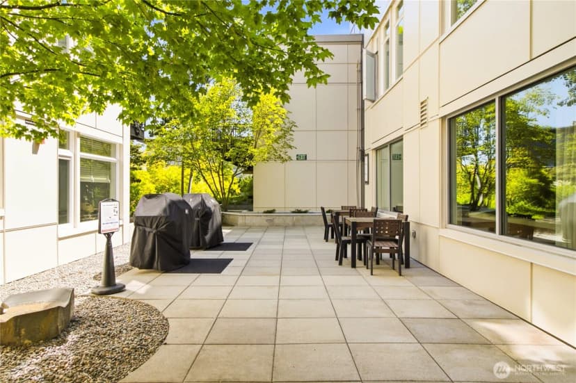 Property photo for 15100 6th Avenue Sw #310, Burien photo 27