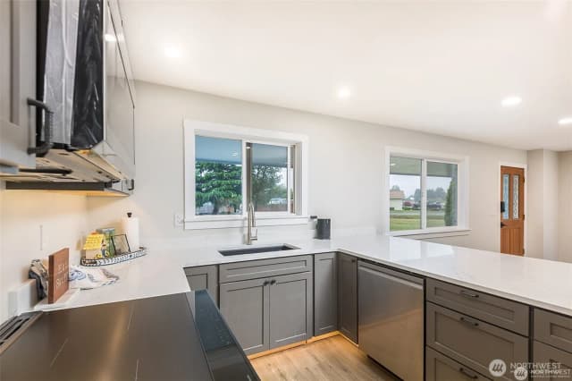 Property photo for 11 Stone Road, Sequim photo 5