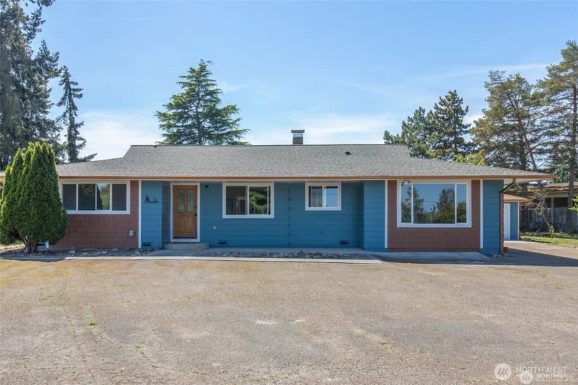 Property photo for 11 Stone Road, Sequim photo 2