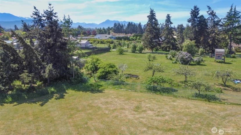Property photo for 11 Stone Road, Sequim photo 34