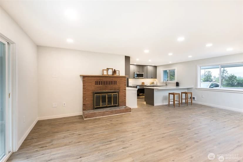 Property photo for 11 Stone Road, Sequim photo 8
