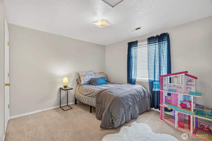 Property photo for 63 Chickadee Drive, Kelso photo 20