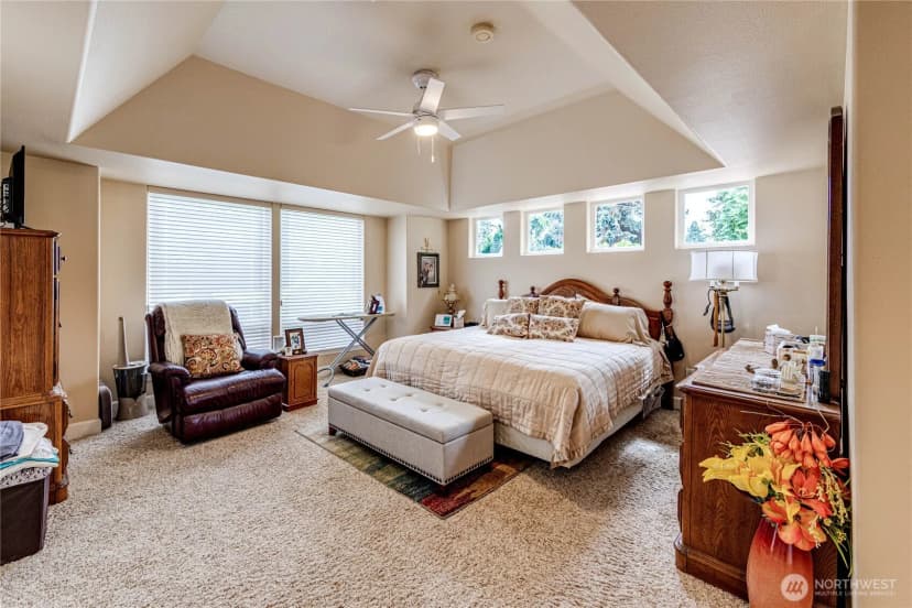 Property photo for 105 14th Court, Sequim photo 18