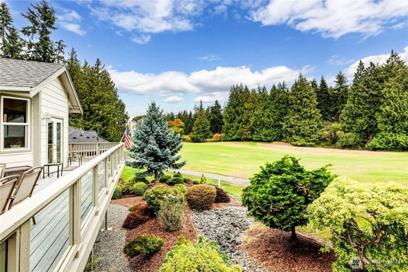 Property photo for 105 14th Court, Sequim photo 37