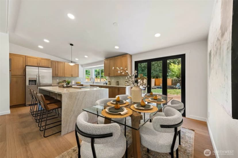 Property photo for 8655 Ne 170th Street, Kenmore photo 9