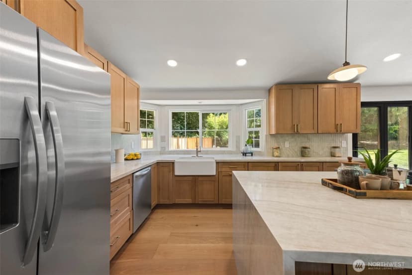 Property photo for 8655 Ne 170th Street, Kenmore photo 7