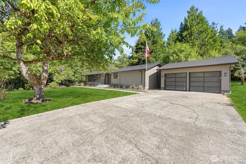 Property photo for 8655 Ne 170th Street, Kenmore photo 30