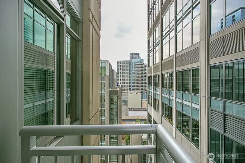 Property photo for 819 Virginia Street #2208, Seattle photo 14