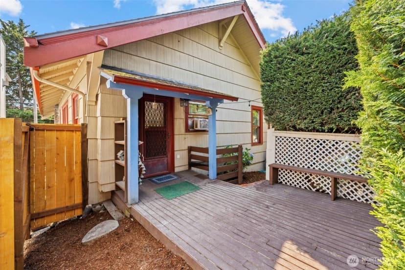 Property photo for 2706 S Judkins Street, Seattle photo 16