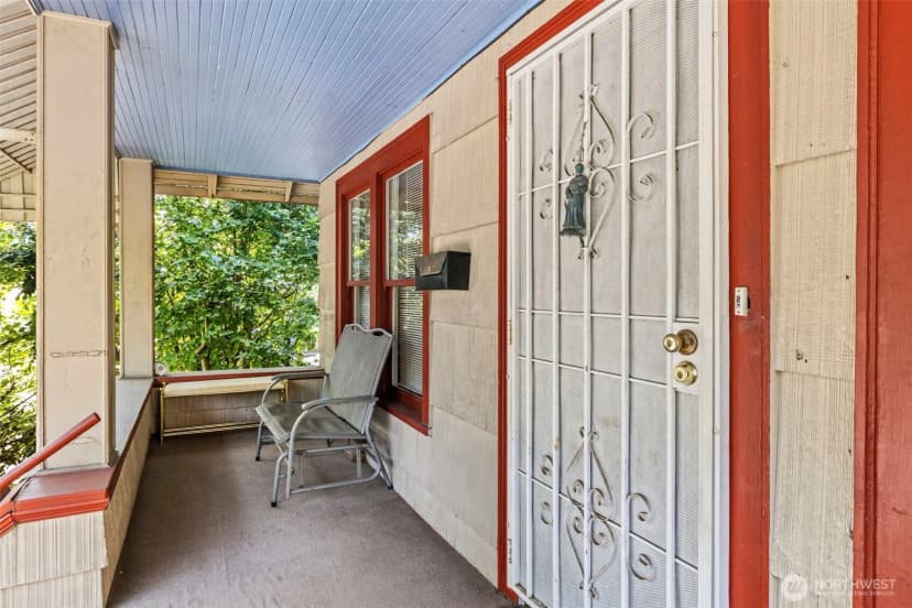 Property photo for 2706 S Judkins Street, Seattle photo 2